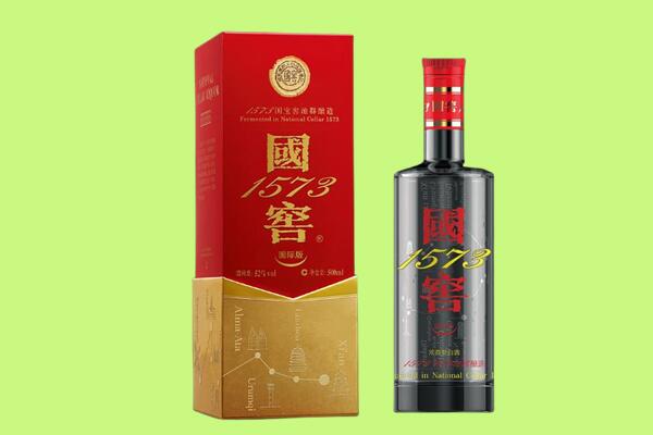 普洱景谷县回收国窖1573.jpg